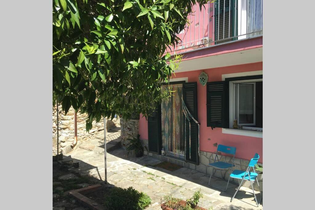 La Casa Di Sandra A Noli Villa Eksteriør billede